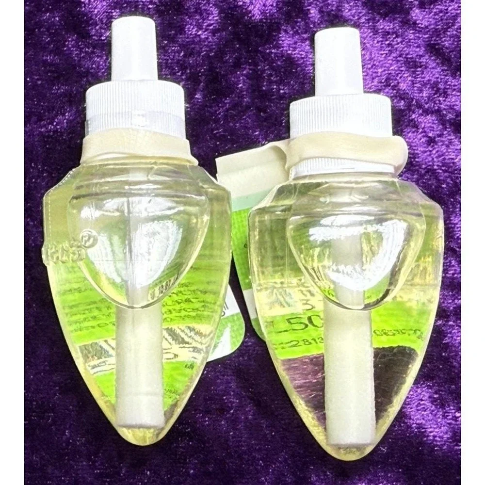 White Barn Wallflowers FRESH BAMBOO Lot Bath & Body Works Refill Bulb‎ RARE - Picture 2 of 4